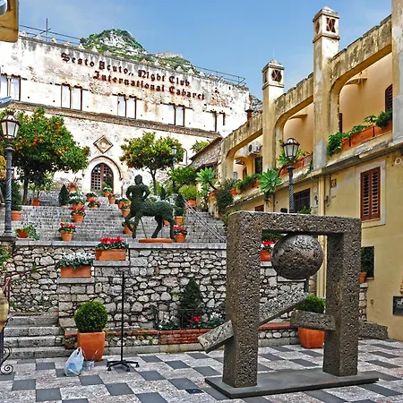 Casa Carlotta Lägenhet Giardini Naxos